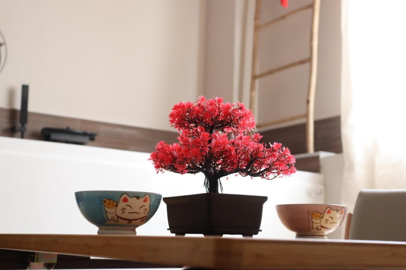 Loveroom Japon Avec Balneotherapie Toulon Exterior foto