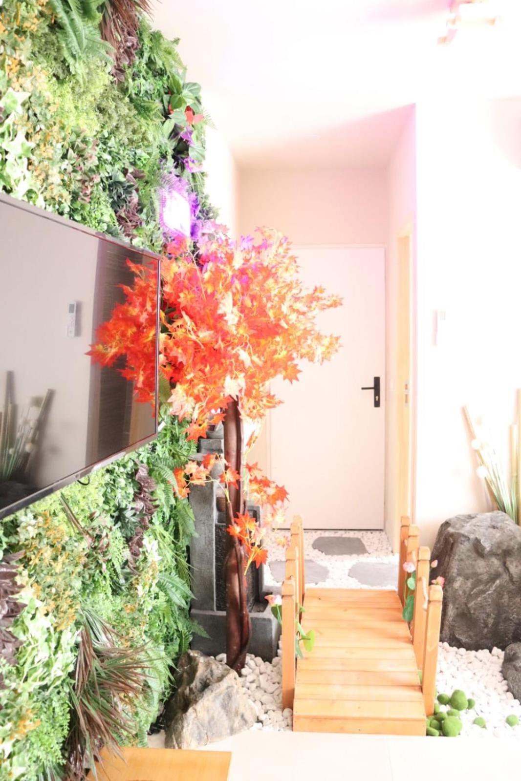 Loveroom Japon Avec Balneotherapie Toulon Exterior foto
